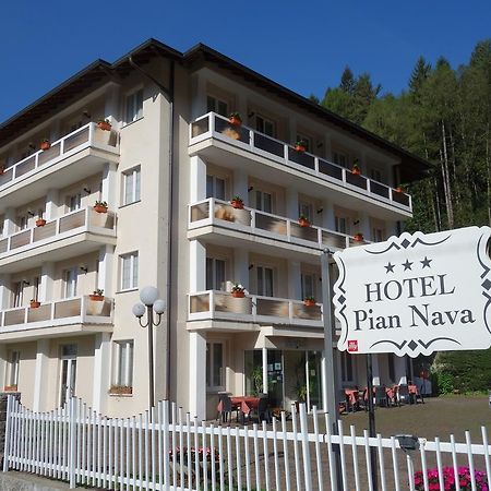 Hotel Pian Nava Premeno Екстер'єр фото